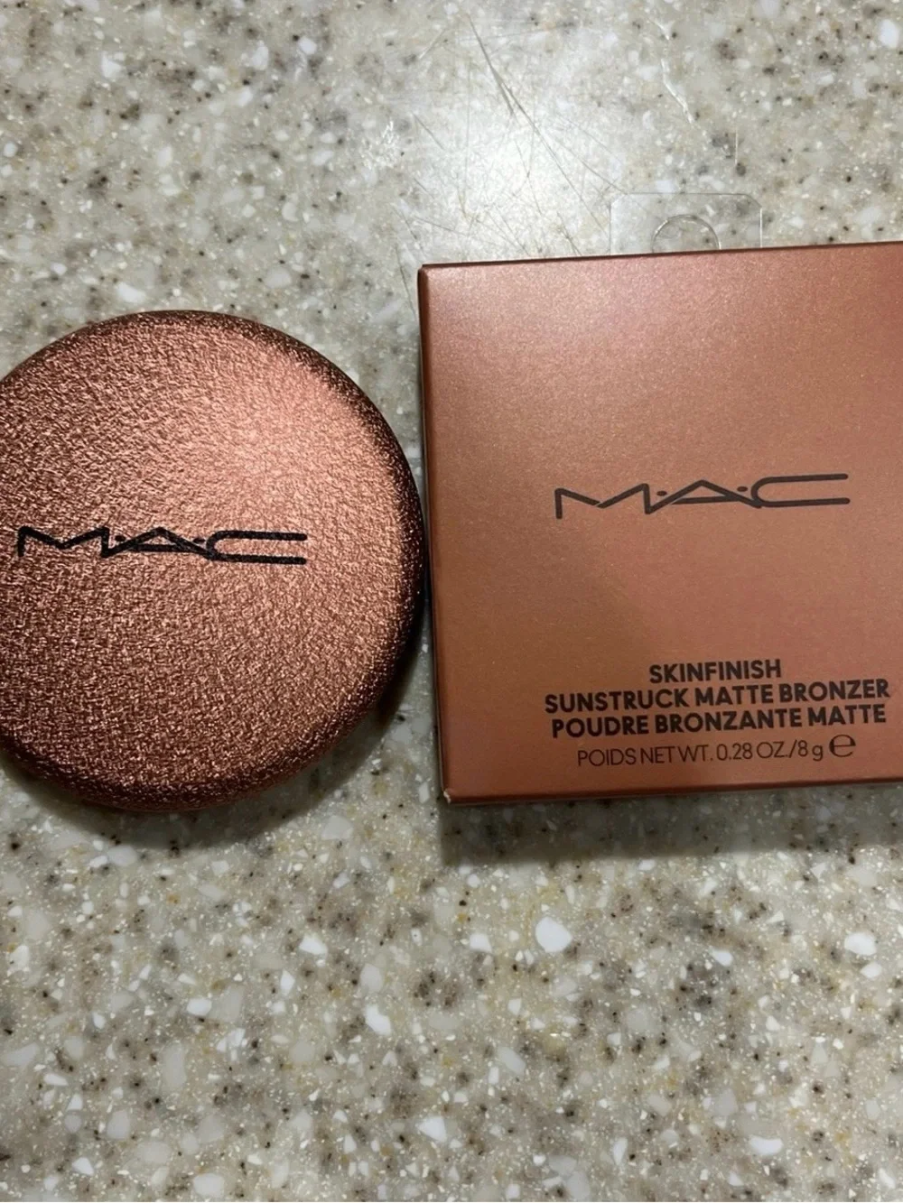 MAC Skinfinish Sunstruck Matte Bronzer in Light Golden